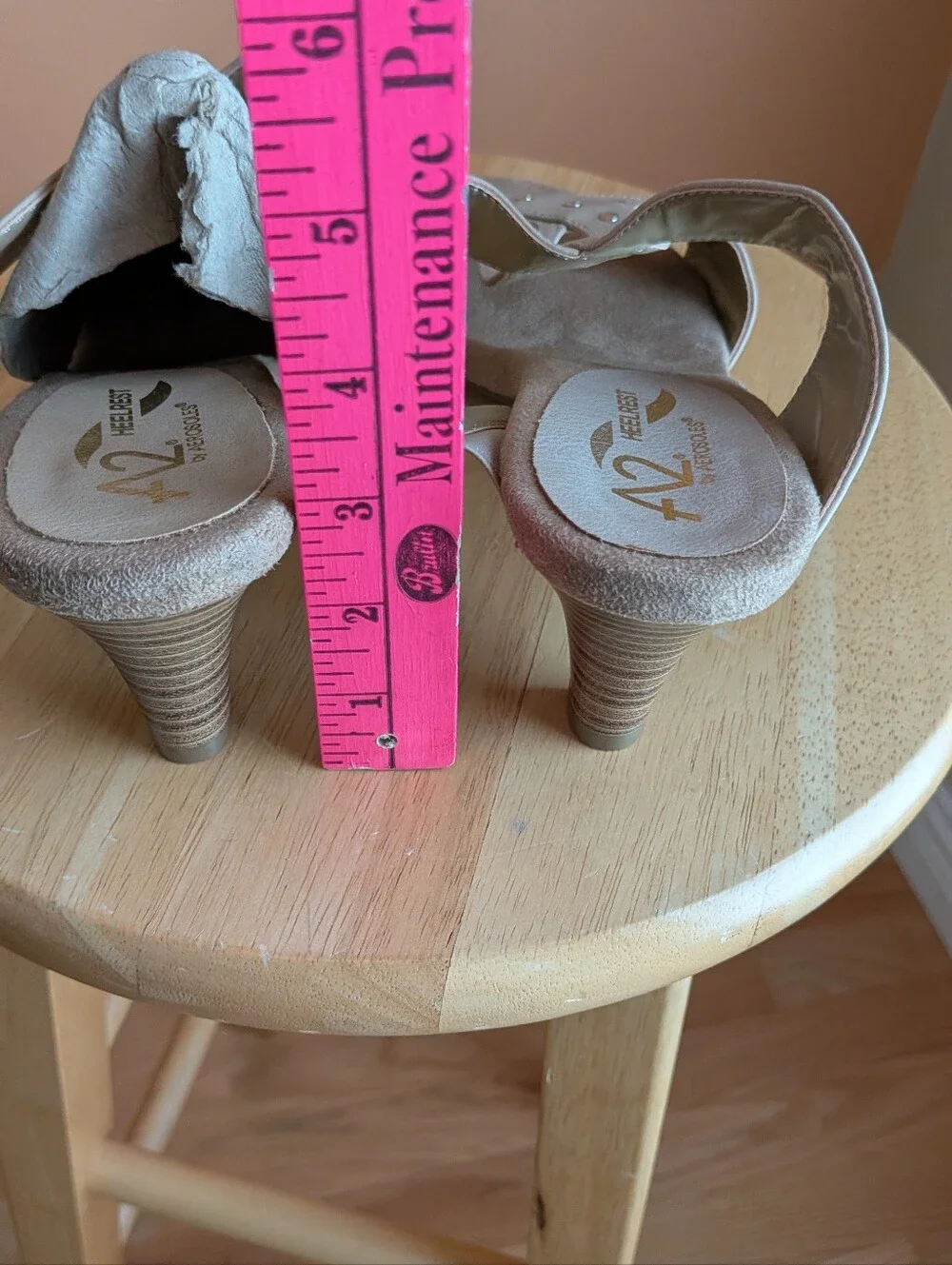 A2 By Aerosoles Taupe Studded Crisscross Wedge Sandals Size 8.5